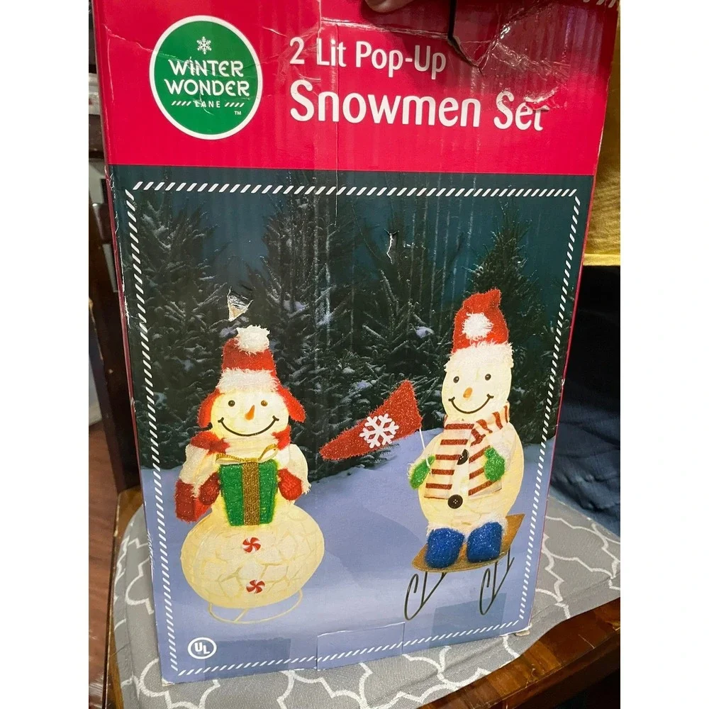 White Wonder Lane‎ 2 Lit Pop Up Snowmen Set Snowman Lawn Decor Collapsible